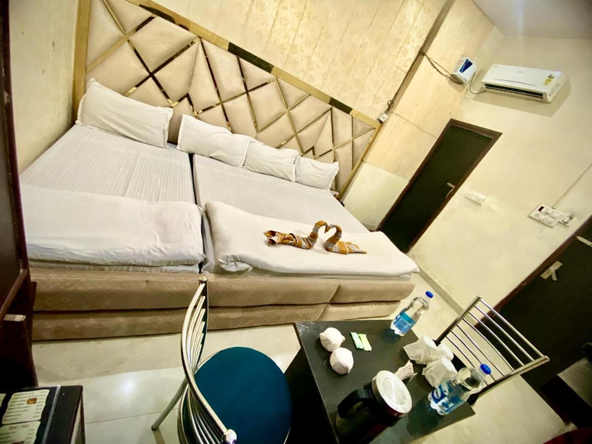 Swaran Hotel 암리차르 외부 사진